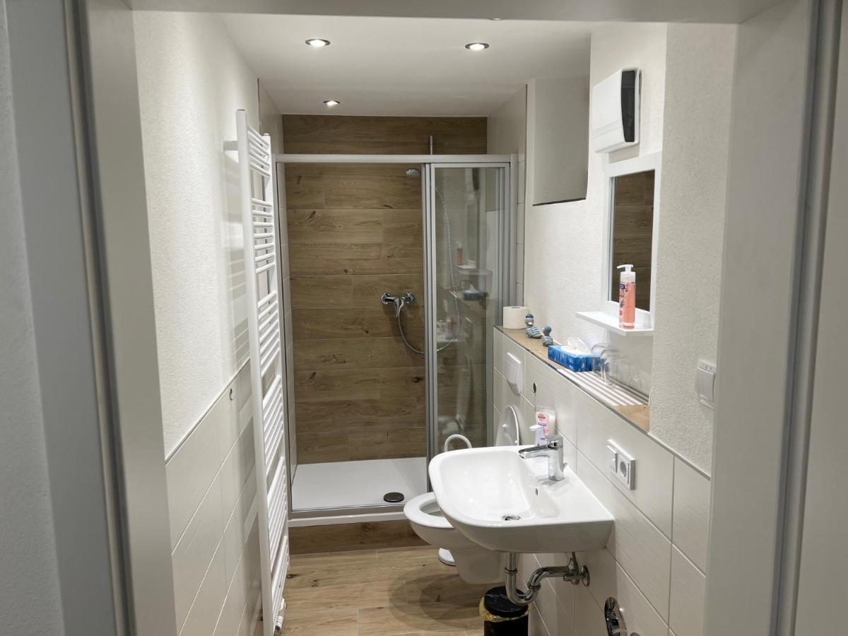 Ferienwohnung Raiffeisenstrasse -Gross- Obernburg am Main Extérieur photo